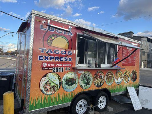 Lucia Tacos Express