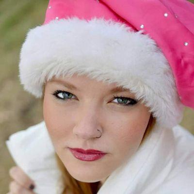 Freelance Makeup Artist by - Dawn Halverson