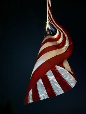 The American Flag That should be flown with pride! BOYCOTT MINUTE MART!