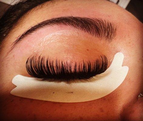 Beautiful brows and full set lashes