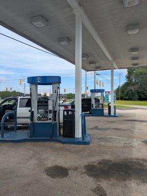 S&J Mart, Boiling Springs