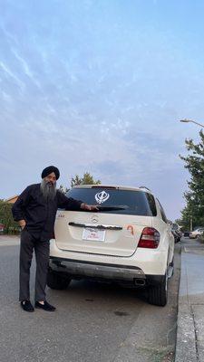 Heath's Laundry & Dry Cleaning Service