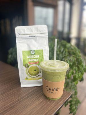 Unsweetened matcha latte! Can add sweetener.