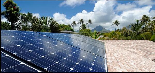 Hawaii rooftop solar panel installation