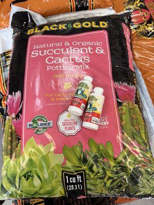 Need gardening, house plant supplies? Cheaper and faster than Amazon! Great customer service!