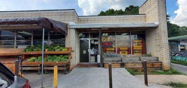 Fruit Veggies & Herbs