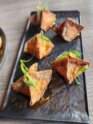 Ling & Louies of Scottsdale