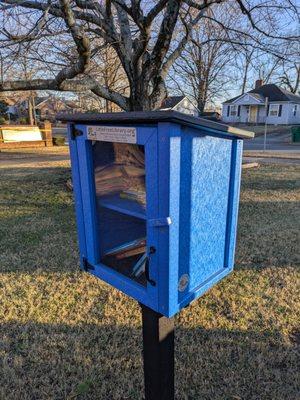 Shiloh Little Free Library, 2400 Greenland Ave, Charlotte