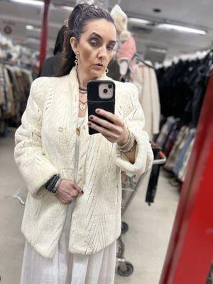 Village Discount Outlet