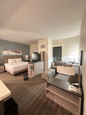 Living room, king bed, swivel TV