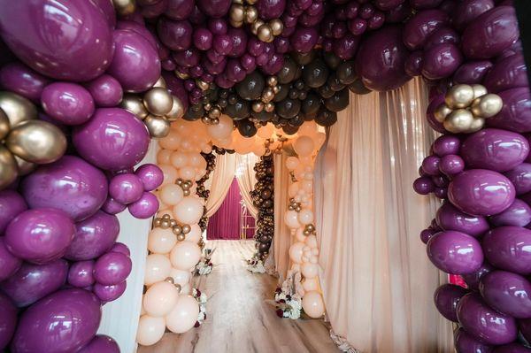 Beautiful balloon tunnel