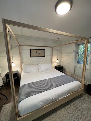 Very comfortable bed