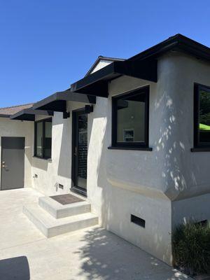 Awnings from Sign 21!