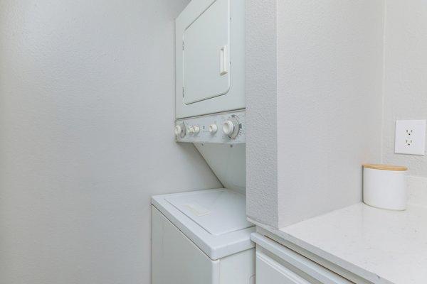 Savannah at North Dallas