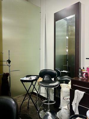 Nanah's and Ramatu's Hair Salon