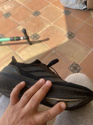 Poor quality on this Adidas ultra boost