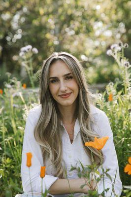 Ash & Blooms Holistic Psychotherapy