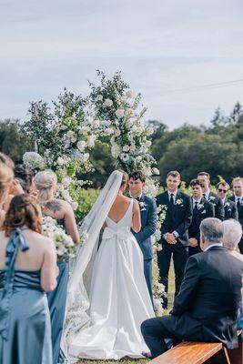 Bertoli Bridal & Design