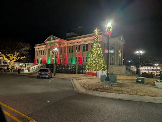 Courthouse grounds decorated for Christmas!