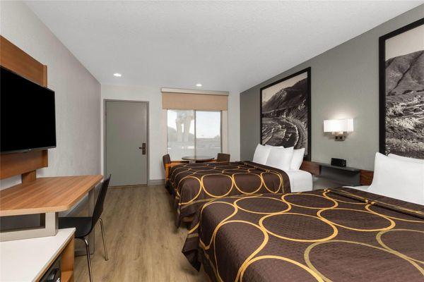 Super 8 by Wyndham Fort Bragg