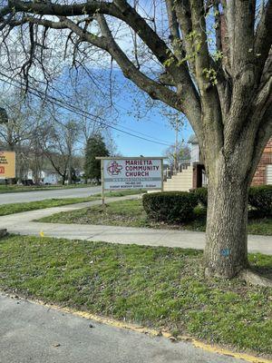 The church sign at the corner of Franklin and Market!!