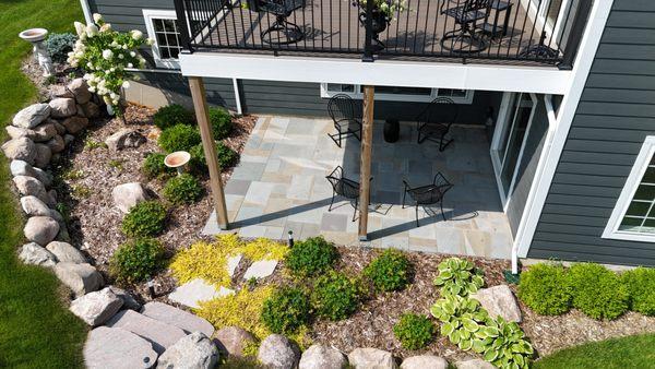 Relaxing Bluestone Patio Retreat