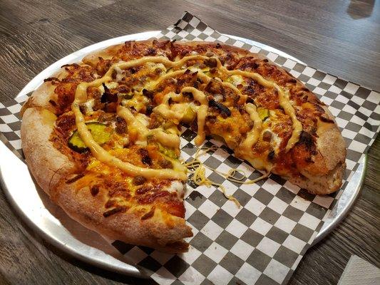 Cheeseburger Pizza