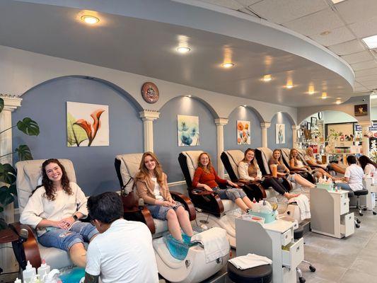 Foxy Nails Salon and Spa