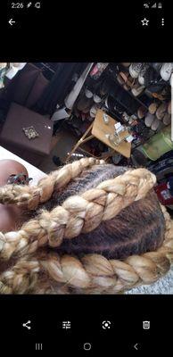 If you want want ugly braids fo here