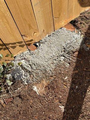 This is how they left the appearance in my yard