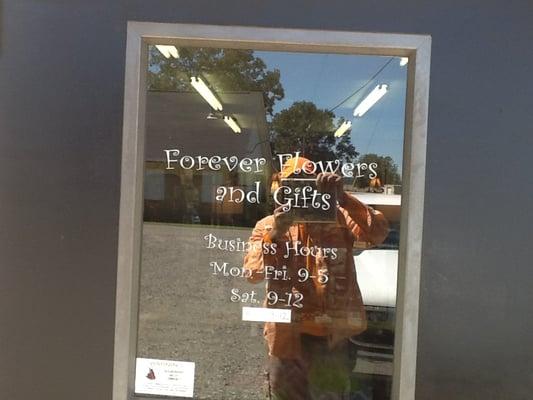 Forever Flowers & Gifts