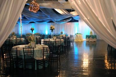 Chateau At Forest Park