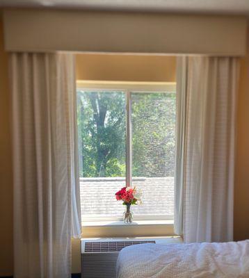 My personalized bouquet made transformed my short work weekend into a romantic getaway thanks Josie!