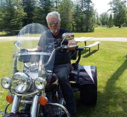 Jack Pearcey who works in Signco America.