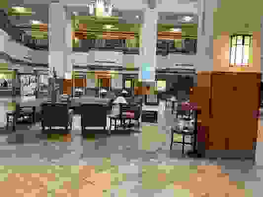 PeaceHealth Sacred Heart Medical Center at RiverBend, 3333 Riverbend Dr ...