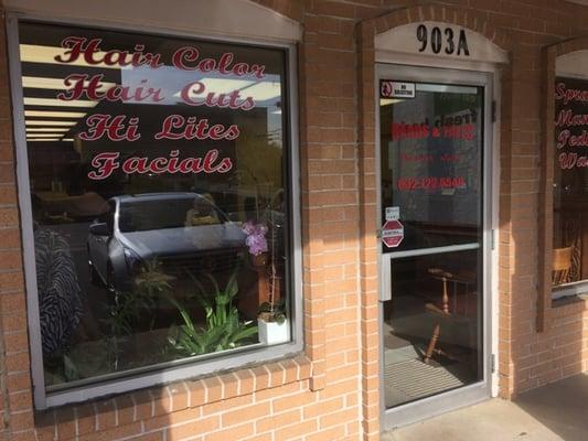 Heads & Tales A Premier Salon