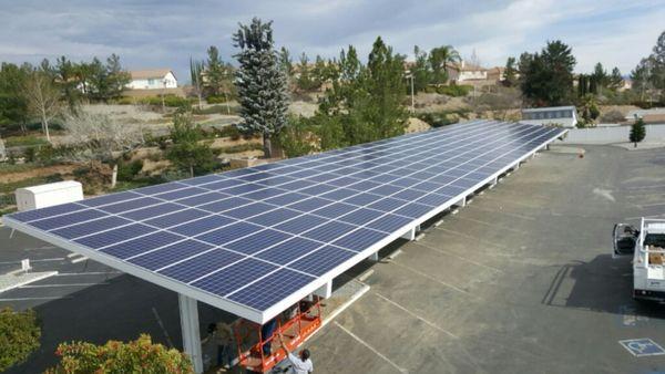 Solar carport system over 1MW in Los Angeles -- clean energy, shade, and sustainability all in one. #SolarCarport #CalStateEnergy
