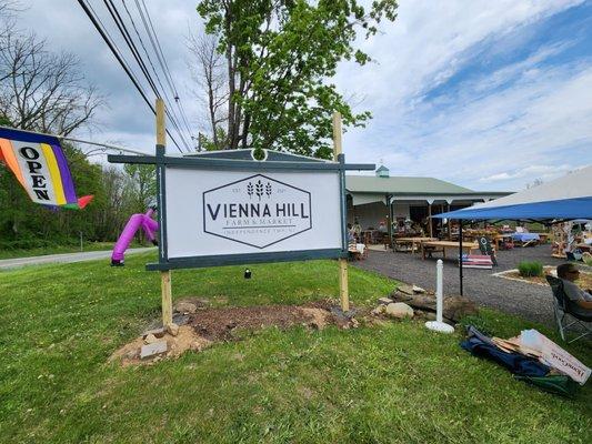 Vienna Hill Farm & Market