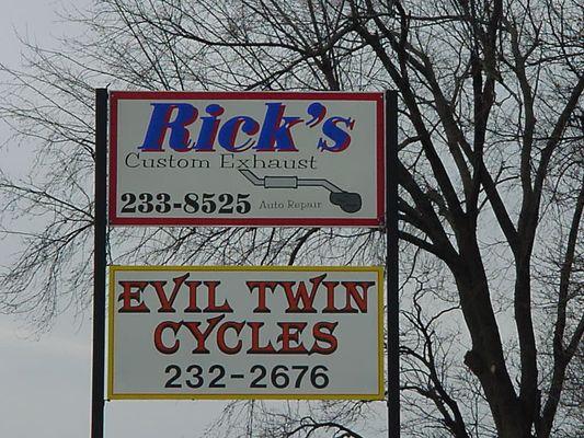 Ricks Custom exhaust