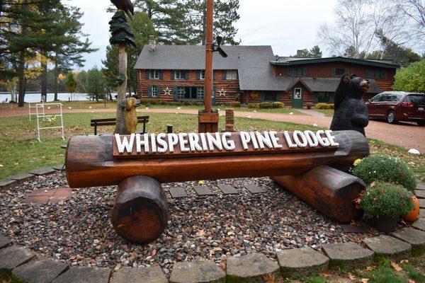 Whispering Pine Lodge