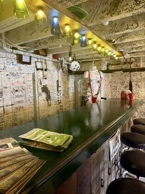 Old Jail Inn & Drunk Tank Winery