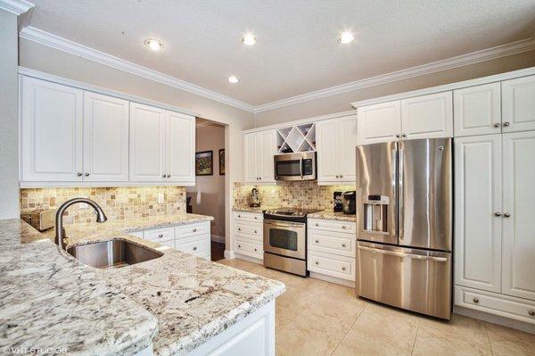 Daniele S Gordon - Coldwell Banker Real Estate