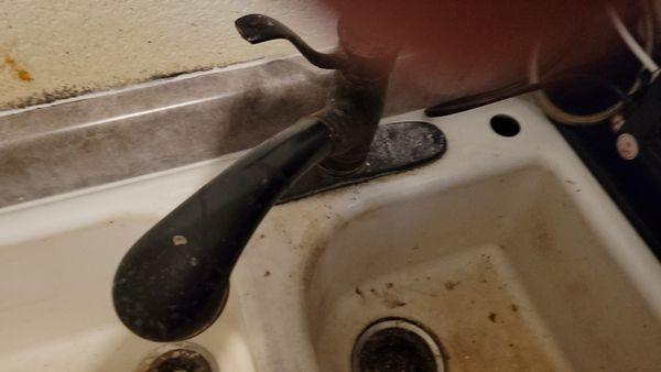 Topco Cabinets & Countertops