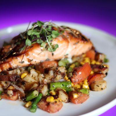 Lomi Restaurant And Bar