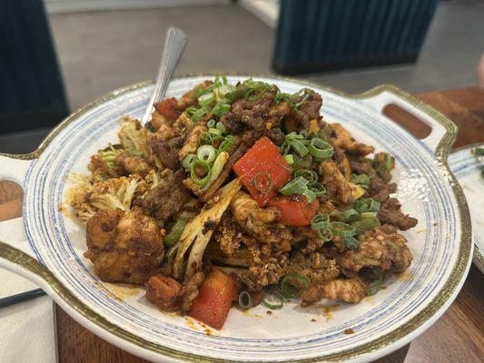 Dry pot delight - a classic and well executed dry pot! Very spicy in the best way. Love the pieces of potato and cauliflower. Lots of meat!