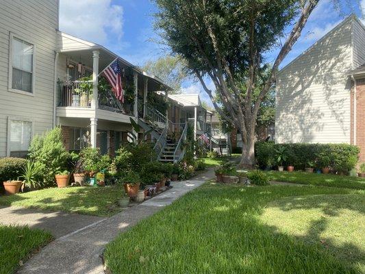 Silver Maples Apartments