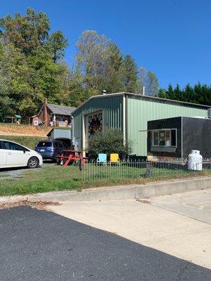 Find the fleur-de-lis, and you might win a prize!