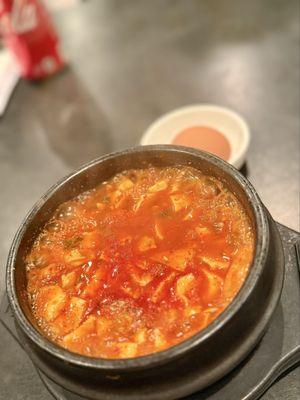 Seafood tofu soup