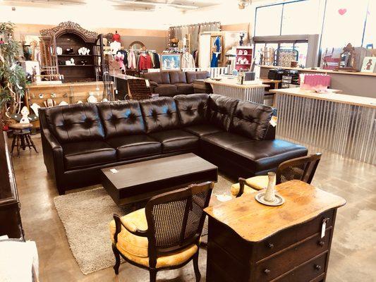 Vintage Flip Consign