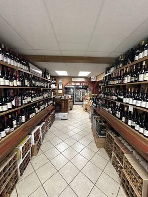 Princeville Wine Market